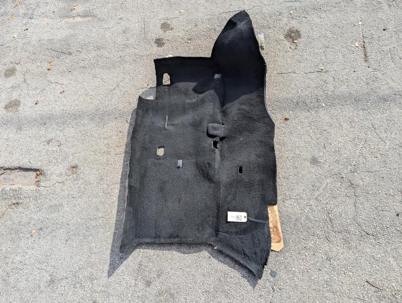 Front Right Floor Covering Carpet 1998 Chevrolet Corvette 10412806 1999 - 2003 X
