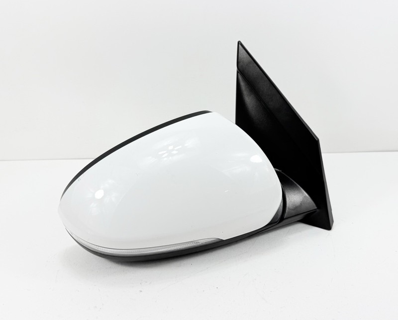 2016-2018 Hyundai Tucson RH Passenger Side Mirror Power White Blind Spot OEM