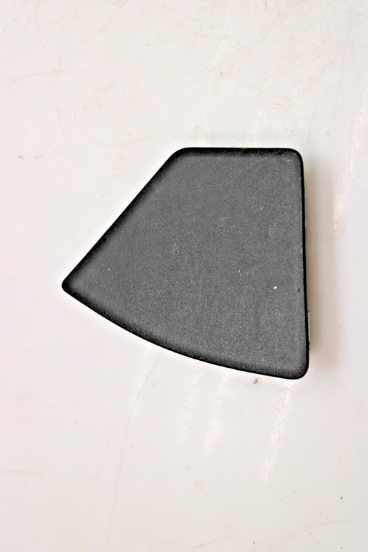 12-19 Range Rover Evoque L538 Left Driver Side B Pillar Trim Cover LR025487 OEM