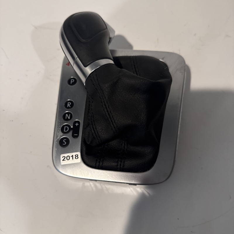 2011 volkswagen tiguan shifter knob boot bezel 2009-2011