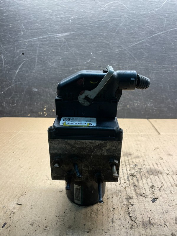 2006 2007 Ford E250 E350 Econoline Anti-Lock ABS Antilock Brake Pump V9103 DG