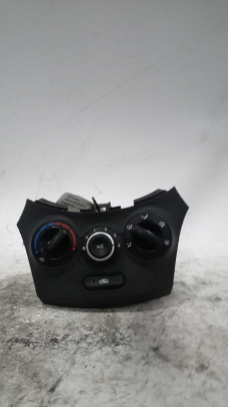 2012 Hyundai Accent A/C Selector Switch OEM Black 972501R160 91000 Miles