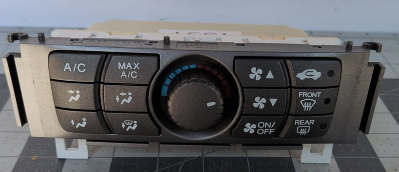 2012-2015 Honda Pilot A/C Temperature Climate Control OEM 795008SZAA110M1