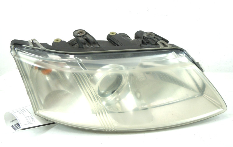 2003-2007 Saab 9-3 Halogen Headlight Passenger Right RH OEM
