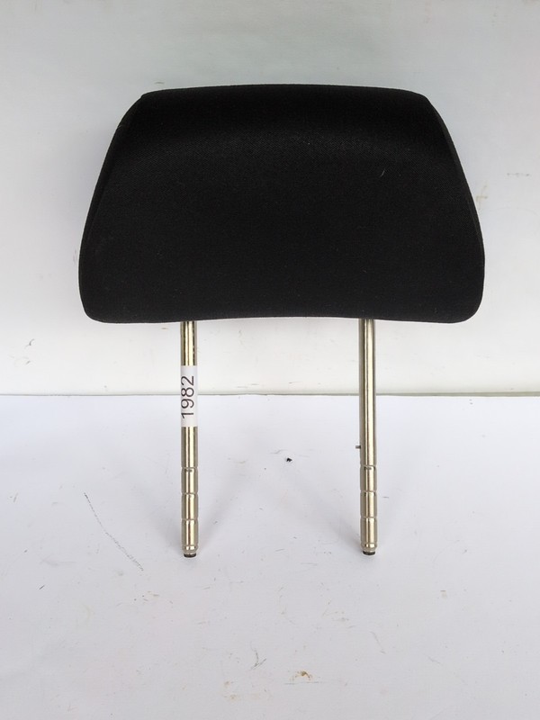 R/F Right Passenger Front Seat Headrest Cloth Black 2003 VW JETTA