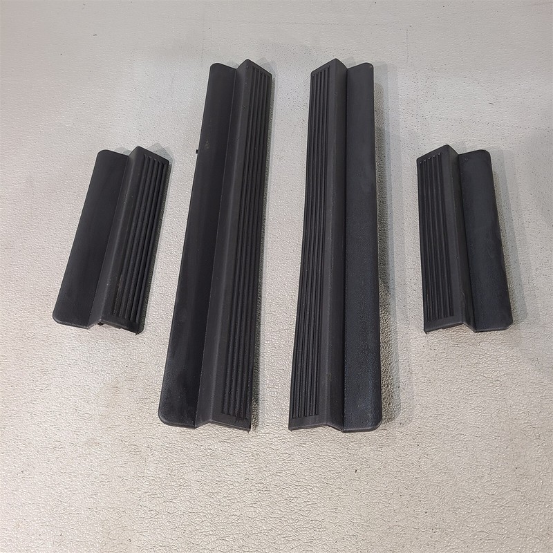 03-04 Mercury Marauder Door Sill Scuff Plates Aa7489