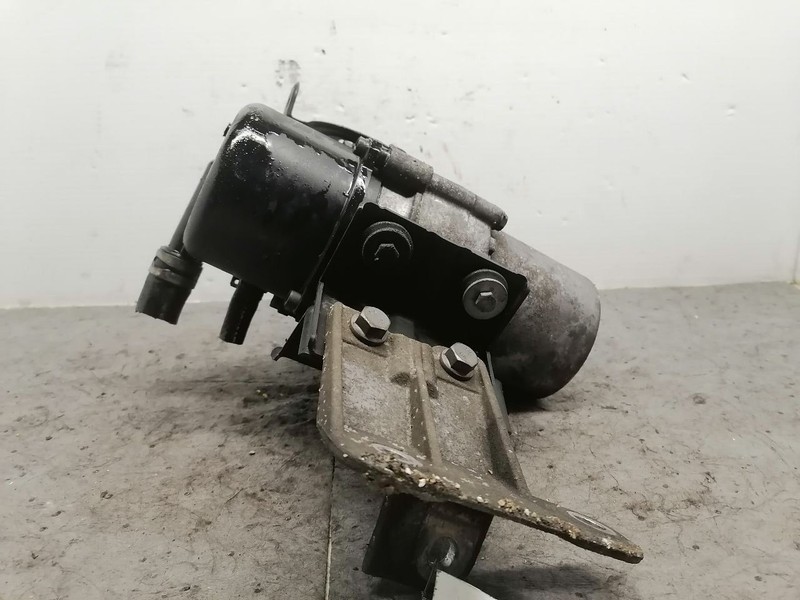 Power Steering Pump Fits 14-15 DURANGO 1571668