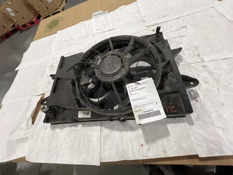 2014 Chevrolet Equinox Engine Cooling Fan Motor OEM 25952782 135K Miles