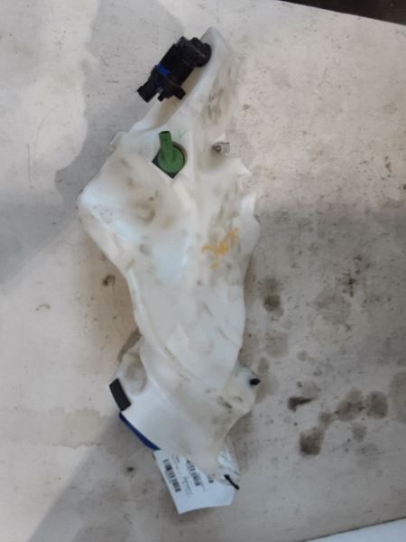 Wash Reservoir Fits 18-20 FORD F150 PICKUP 3267502