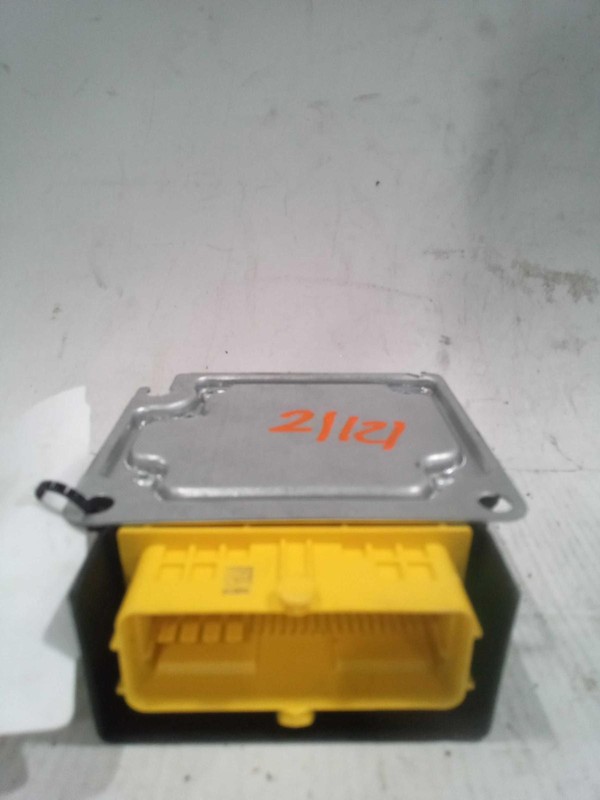 Used Air Bag Module fits: 2016 Audi A7 Air Bag under center console ID 4G0959655