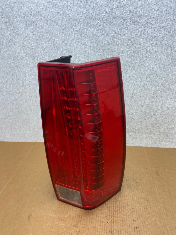 2007 to 2014 Cadillac Escalade Right Passenger RH Side Tail Light AD9319 LK