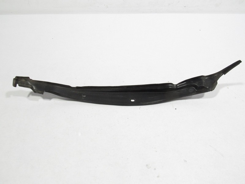 13-17 Lexus LS460 2014 Front Right Fender Rearward Seal Protector Cover ;