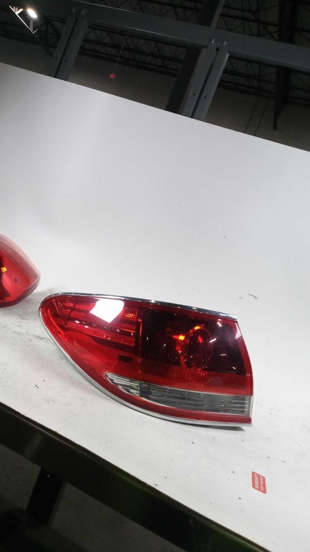 2005 Lexus ES330 Left Tail Light Assembly - White - Used, 111K Miles