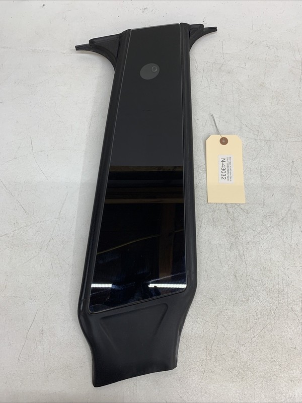 20-23 Tesla Model Y Left B Pillar Applique Glass Camera 1516255-00-D 43032 B100