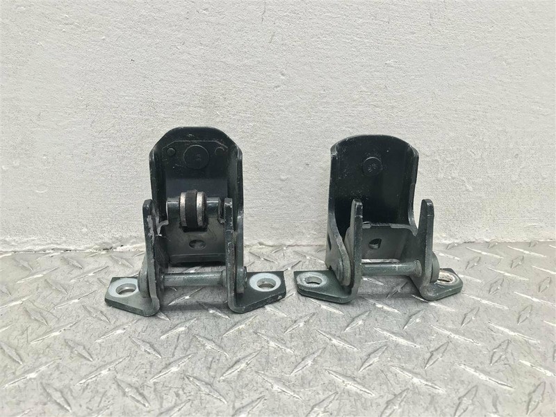 2003 FORD EXPEDITION DRIVER REAR DOOR HINGES PAIR OEM 2L3Z-7826800-AA