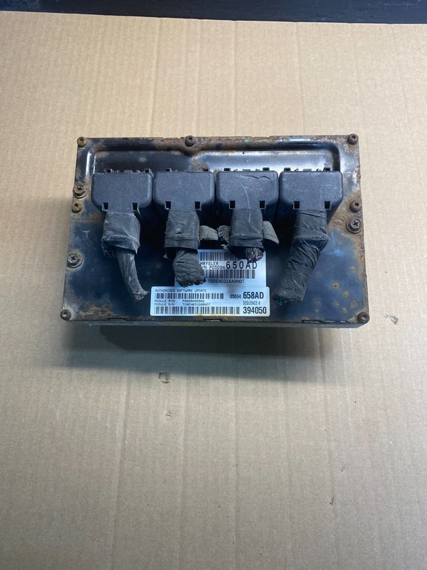 2006 Chrysler Town Country Caravan 3.3L Engine Control ECU p05094658ad AC0419 DG