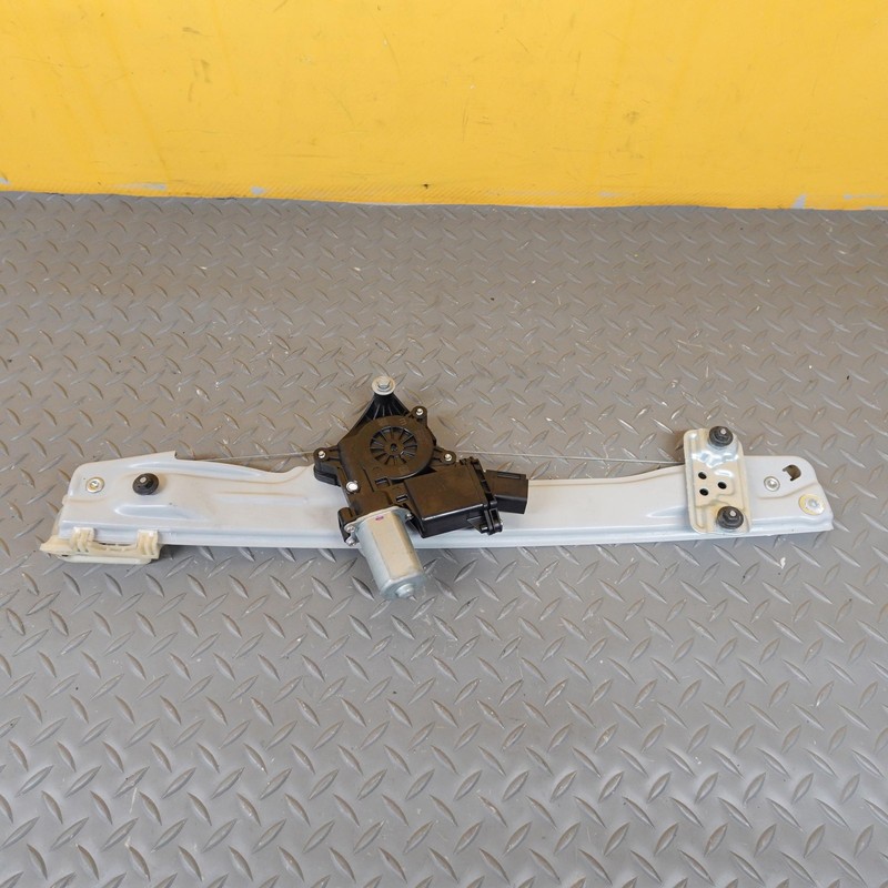 2022-2023 CHEVROLET BOLT EV FRONT LEFT DOOR WINDOW REGULATOR W/ MOTOR 84373079
