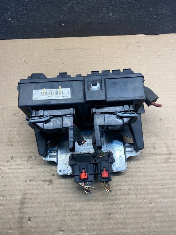 2009 Dodge DurangoFuse Box Relay Unit Module Body Control Oem ae0110 DG