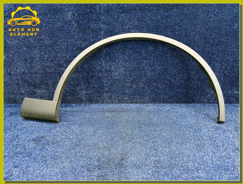 2020-24 Lincoln Aviator Front Right Passenger Wheel Flare Molding OEM LC5B16A074