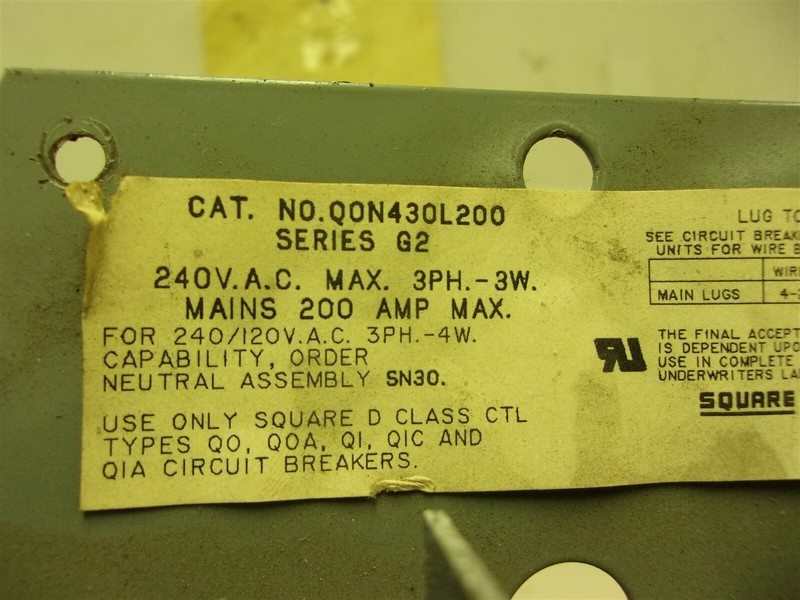 Square D QON430L200 Indoor Main Circuit Breaker Panel *FREE SHIPPING*