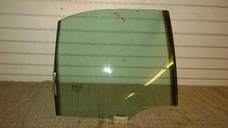 99 CATERA PASSENGER RIGHT REAR WINDOW DOOR GLASS OEM 1032-35