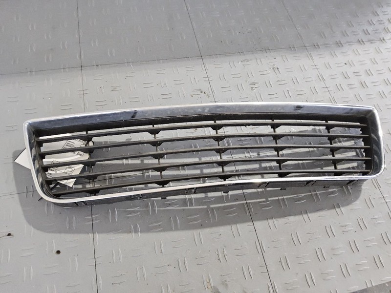 2006-2011 Chevy Impala Lower Center Grille fits w/Fog Lamps