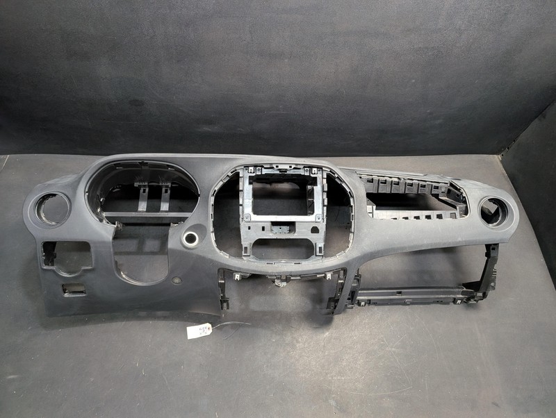 Dashboard Instrument Panel 2017 Mercedes Metris 4476800087 2016 2018 2019 - 2023