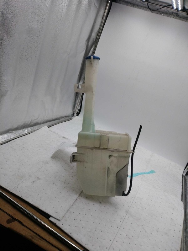 2015-2016 KIA Cadenza Washer Fluid Reservoir OEM Grey 3.3L 102K Miles