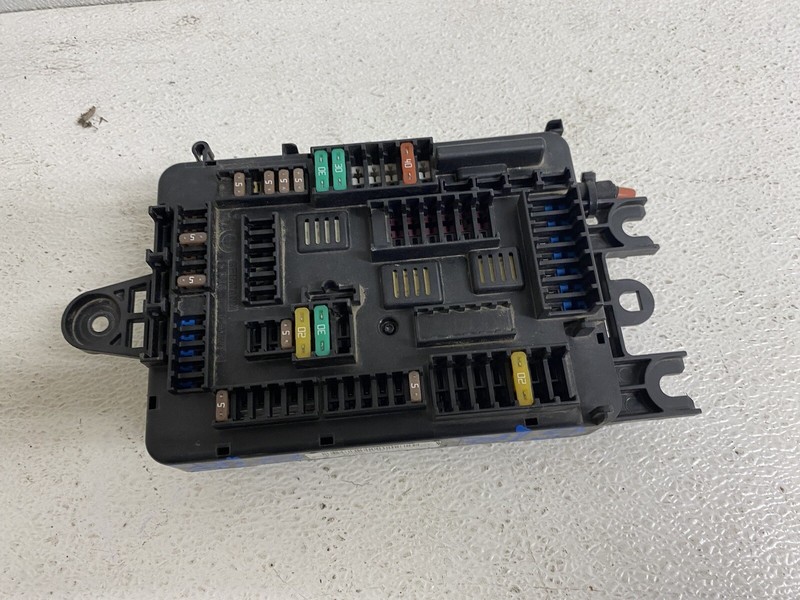 2016 BMW X5 Fuse Box Relay Control Panel Power Relays Fuses Junction