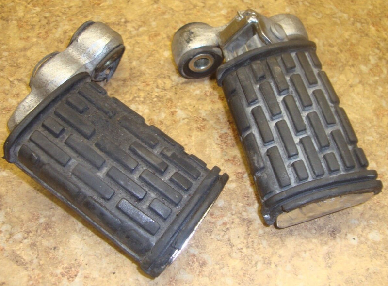 1985 Yamaha XV700 XV 700 Virago Front Foot Peg Pedal Left Right Driver Ryder 85