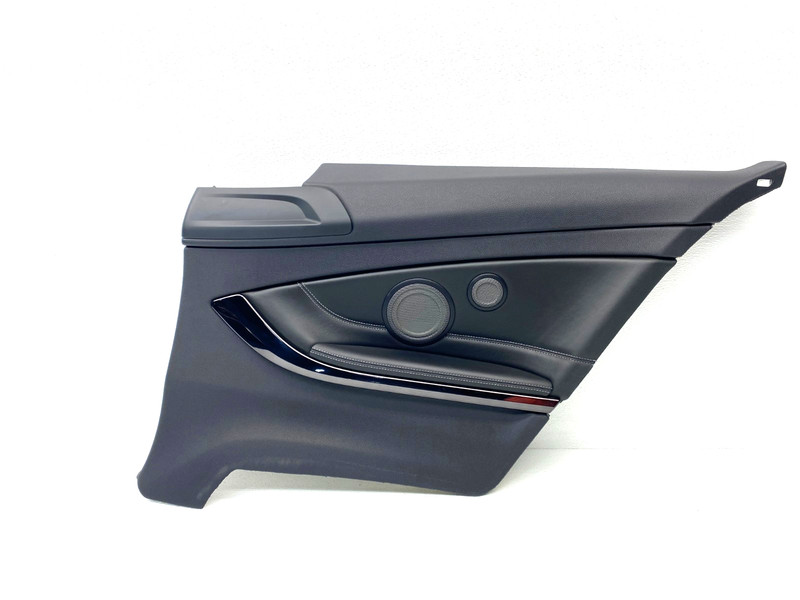 15 16 BMW M4 F82 REAR RIGHT DOOR PANEL #A0.54