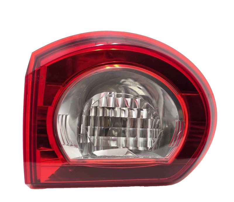 Chevrolet Traverse RH Passenger Lid Tail Light Assembly 2009 P/N 25952323
