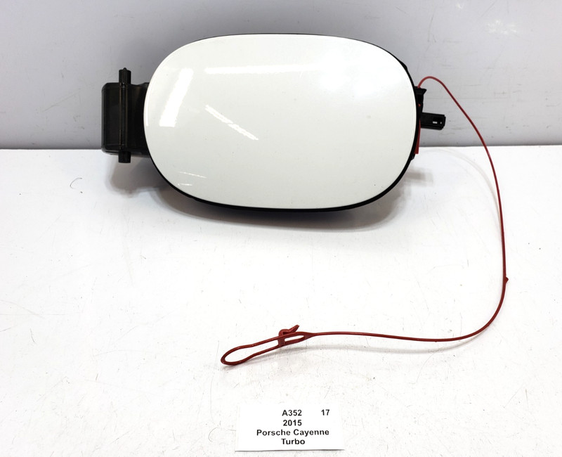 ✅ 11-18 OEM Porsche Cayenne 958 Rear Right Passenger Fuel Tank Filler Door White