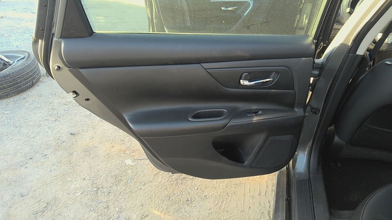 Rear Door Trim Panel NISSAN ALTIMA Left 16 17 18 15 14 13