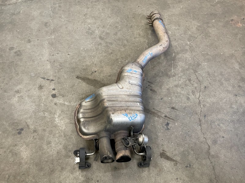 2003-2007 Bentley Continental GT Rear Right Exhaust Muffler Pipe 6.0L 1577 OEM