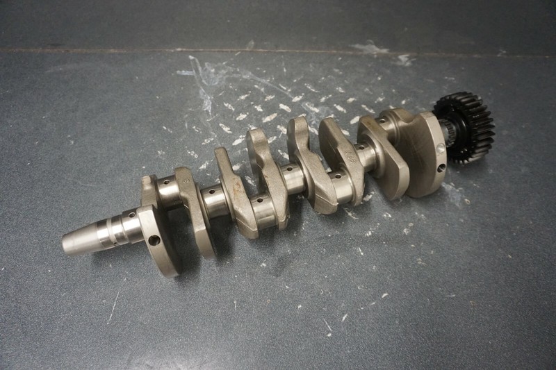 2006-2018 Yamaha Apex 1000 OEM Crankshaft Crank w/ Drive Gear 8FP-11411-00-00