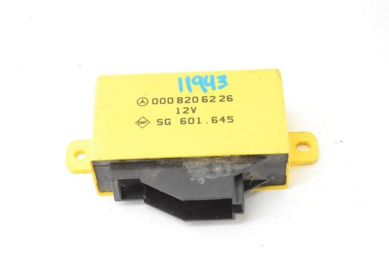 1990-1995 Mercedes SL320 129 Heated Seat Control Module 0008206226