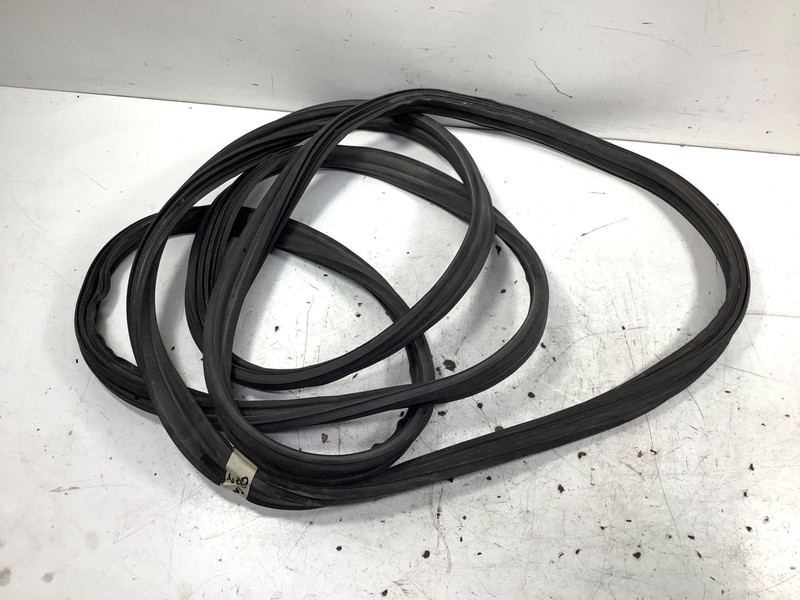 94-01 Acura Integra 2DR Rear Gate Body Seal Black OEM