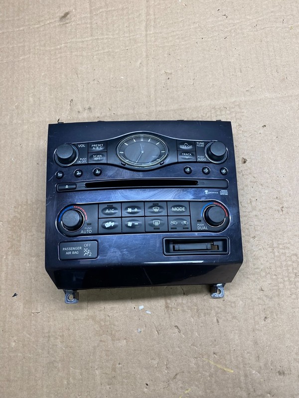 2009 to 2013 Infiniti G37 Radio Player Climate Control Panel Bezel Z0036 DG