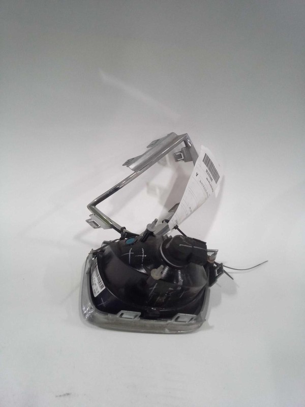 2010 Chevrolet Camaro Left Tail Light Assembly Grey Used Minor Discoloration