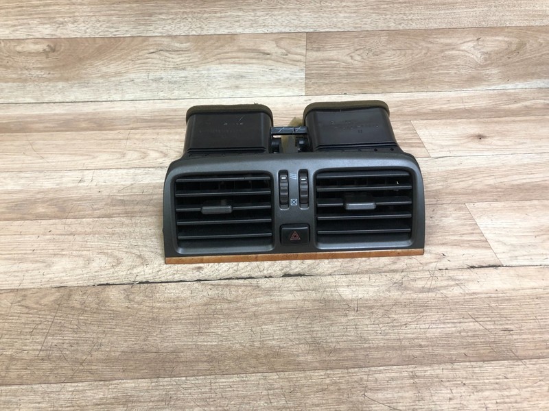 LEXUS LS400 OEM FRONT CENTER DASHBOARD AC VENT GRILLE 1998-2000