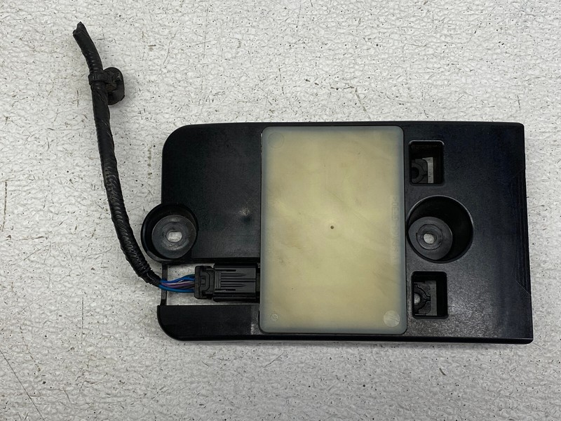 2017-2020 JAGUAR F-PACE REAR RIGHT PASSENGER SIDE BLIND SPOT SENSOR OEM LOT668