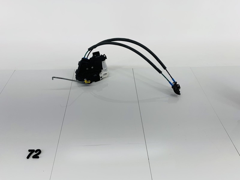 14-16 KIA CADENZA 3.3L V6 REAR LEFT SIDE DOOR LOCK LATCH ACTUATOR & CABLE OEM