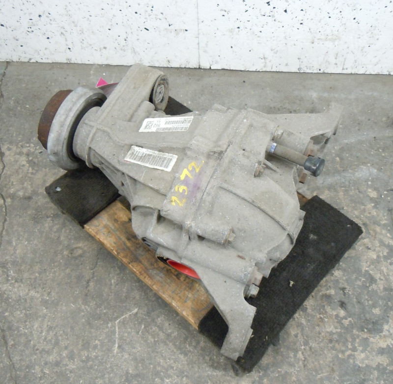 11-13 Dodge Durango Rear Differential Carrier 230mm 9.06" Ring Gear 3.45 Ratio