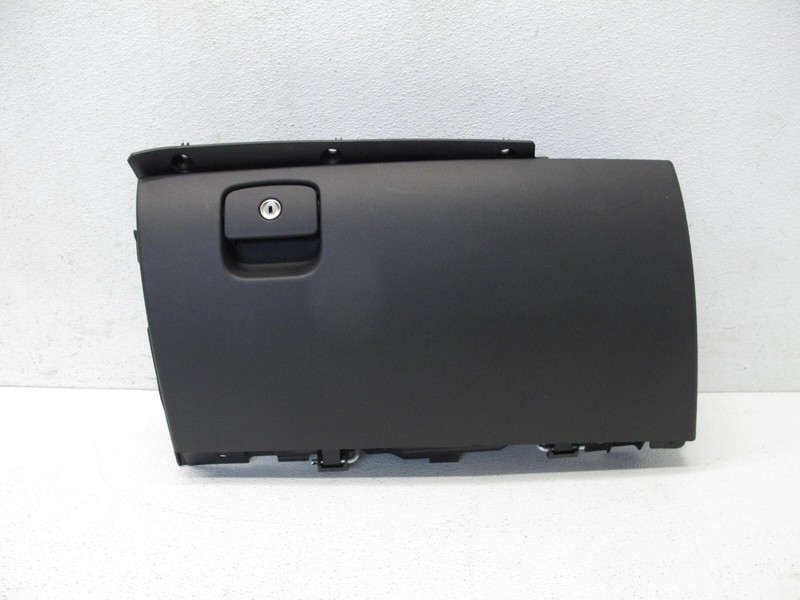 17-19 JAGUAR X760 XE GLOVEBOX DASH GLOVE BOX COMPARTMENT STORAGE OEM 103023C