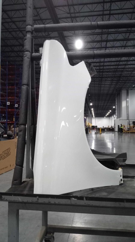 Used Front Right Fender fits: 2010 Volvo 40 SERIES 5 cylinder Front Right Grade
