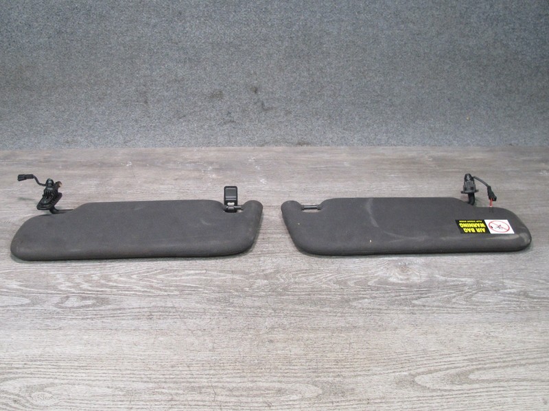 2017-2020 MASERATI LEVANTE M161 FRONT LEFT & RIGHT SIDE SUN VISOR BLACK SET OF 2