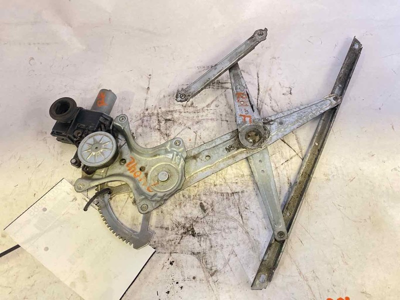 Front Door Regulator TOYOTA CAMRY Right 18 19 20 21 22 23