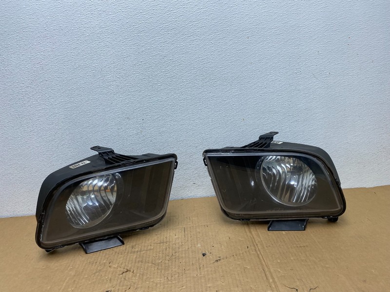2005 to 2009 Ford Mustang Left+Right Set Side Black Halogen Headlights AC7627 DW