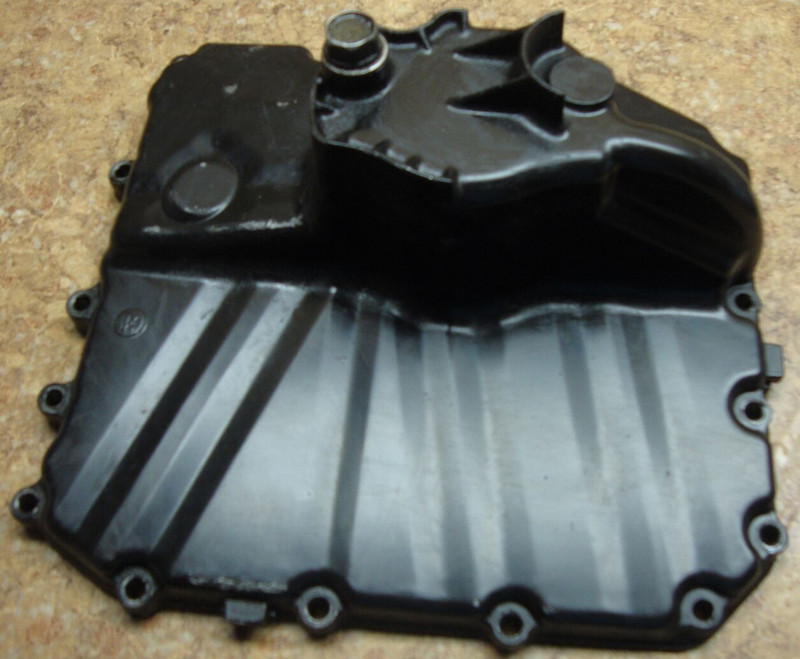 2005 Kawasaki ZR750K ZR750 ZR 750 K ZR7 Engine Oil Drain Pan Bolt Cover K7